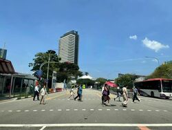 Jurong East Street 13 (D22), Retail #458370821